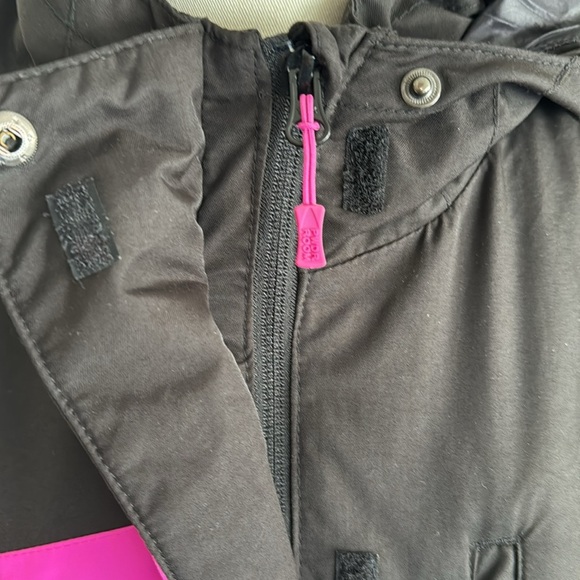 PWDR ROOM Outerwear Ski Snow Jacket Black Pink Youth size L (woman’s‎ xs s) Hood - Picture 7 of 13